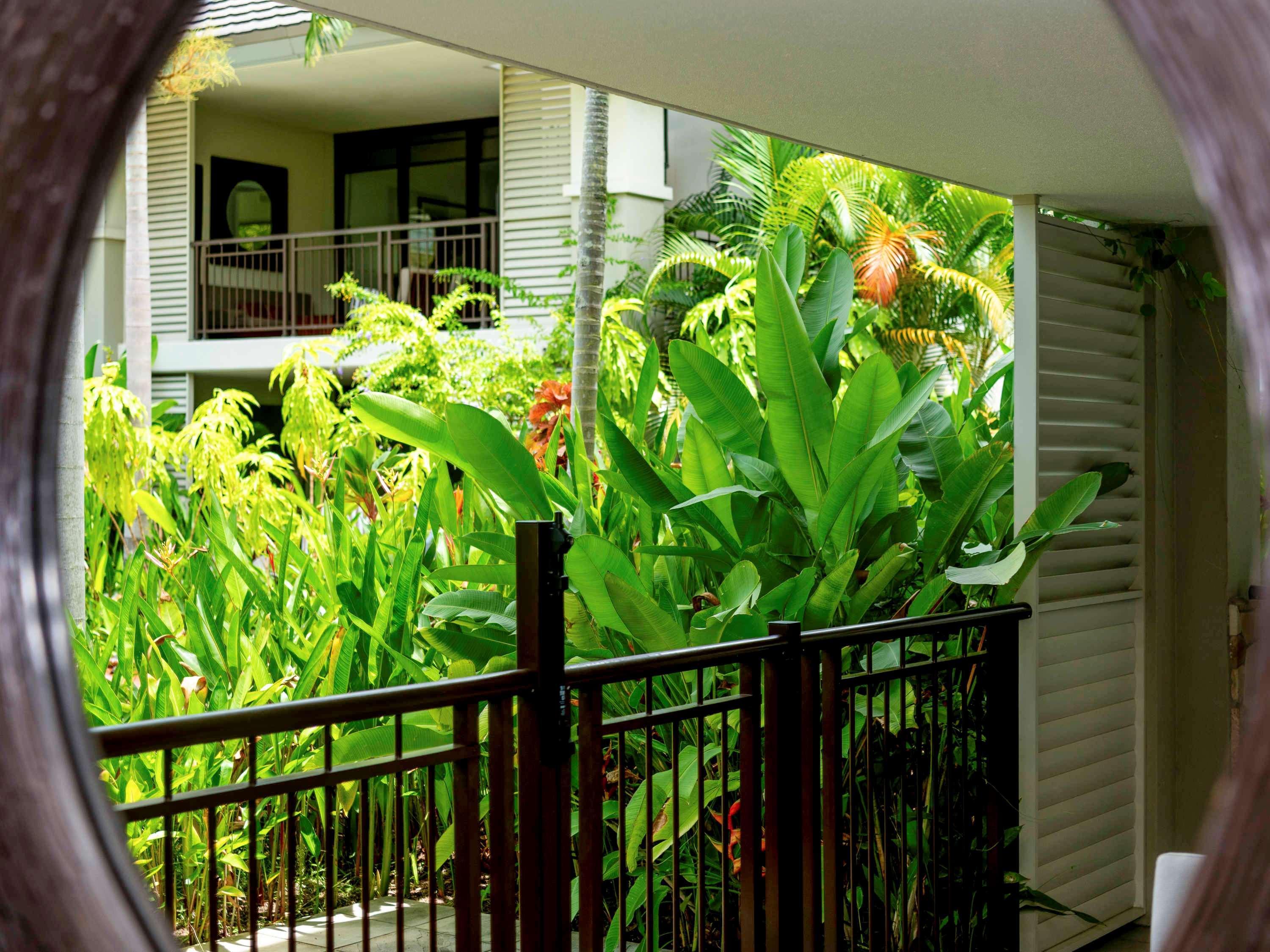 Pullman Port Douglas Sea Temple Resort And Spa Экстерьер фото